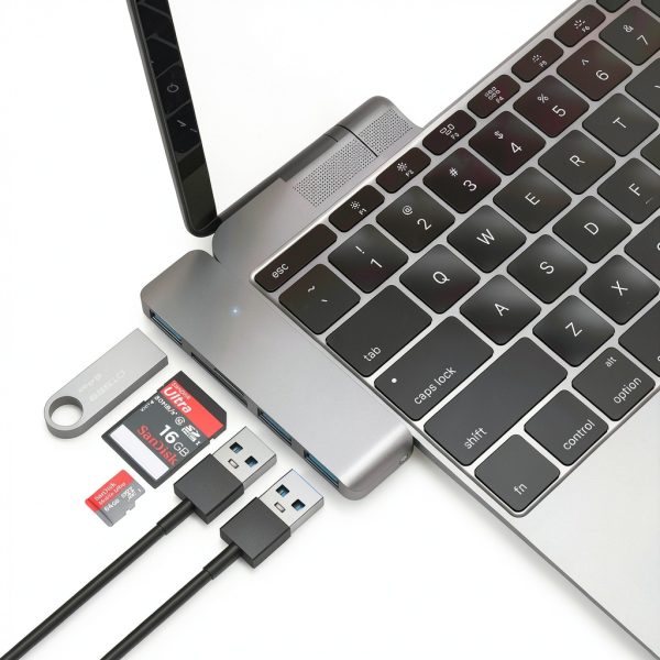 Satechi Type-C USB Hub 3-in-1 Combo SD Card Reader-4